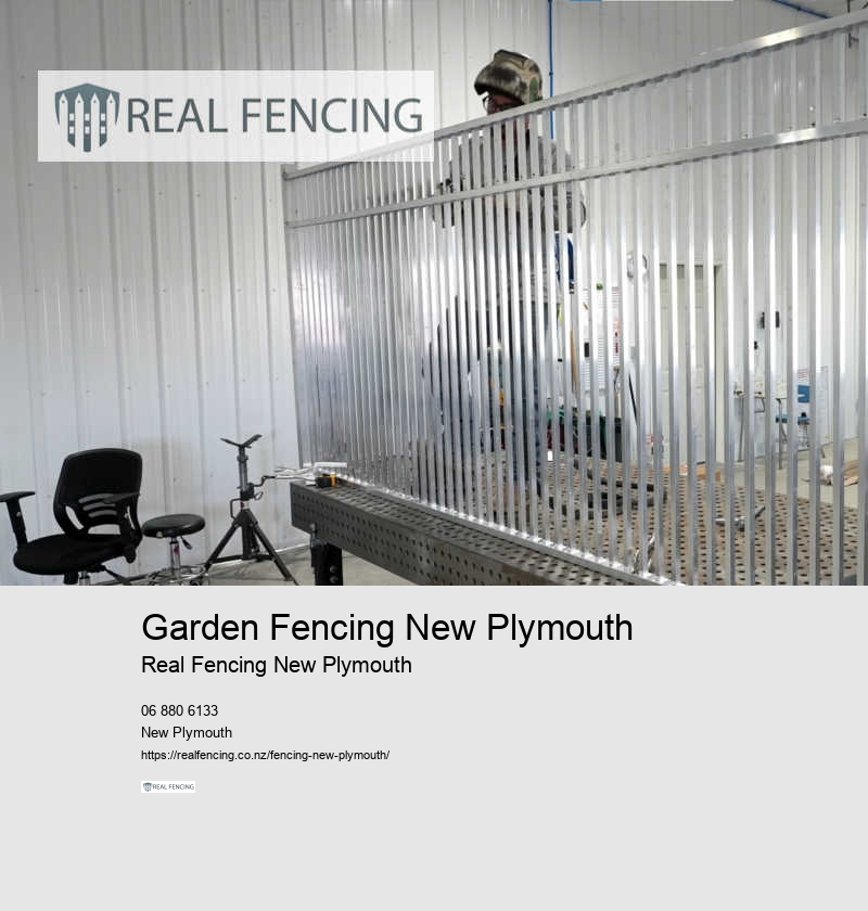Plywood Fencing