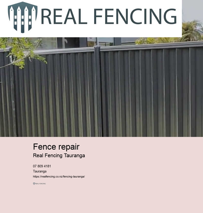 Aluminium pool fencing